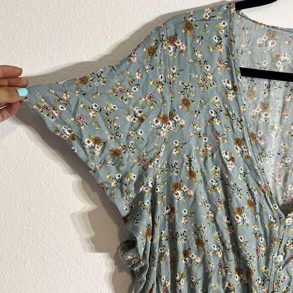 TORRID Blouse Shirt Women's‎ Plus Size 4 Floral Button Front Tie Elastic Waist - Picture 2 of 13